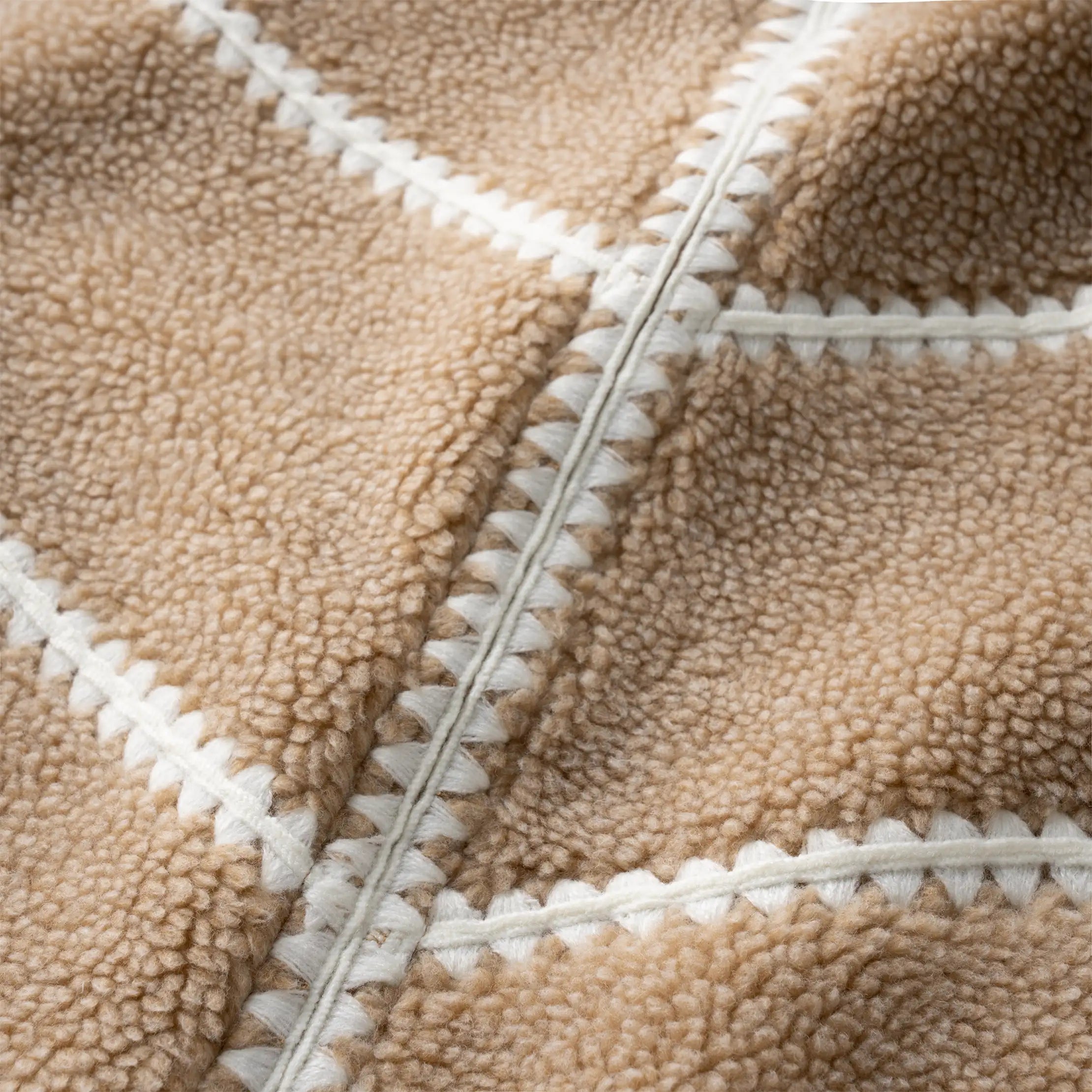 Ellison UGGfluff Shell Jacket - SAND HEATHER