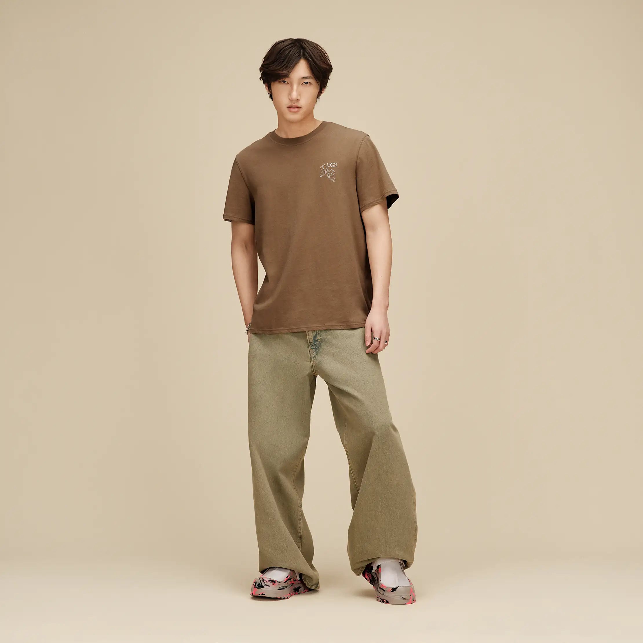 All Gender UGG Classic Boot Tee - COFFEE GROUNDS