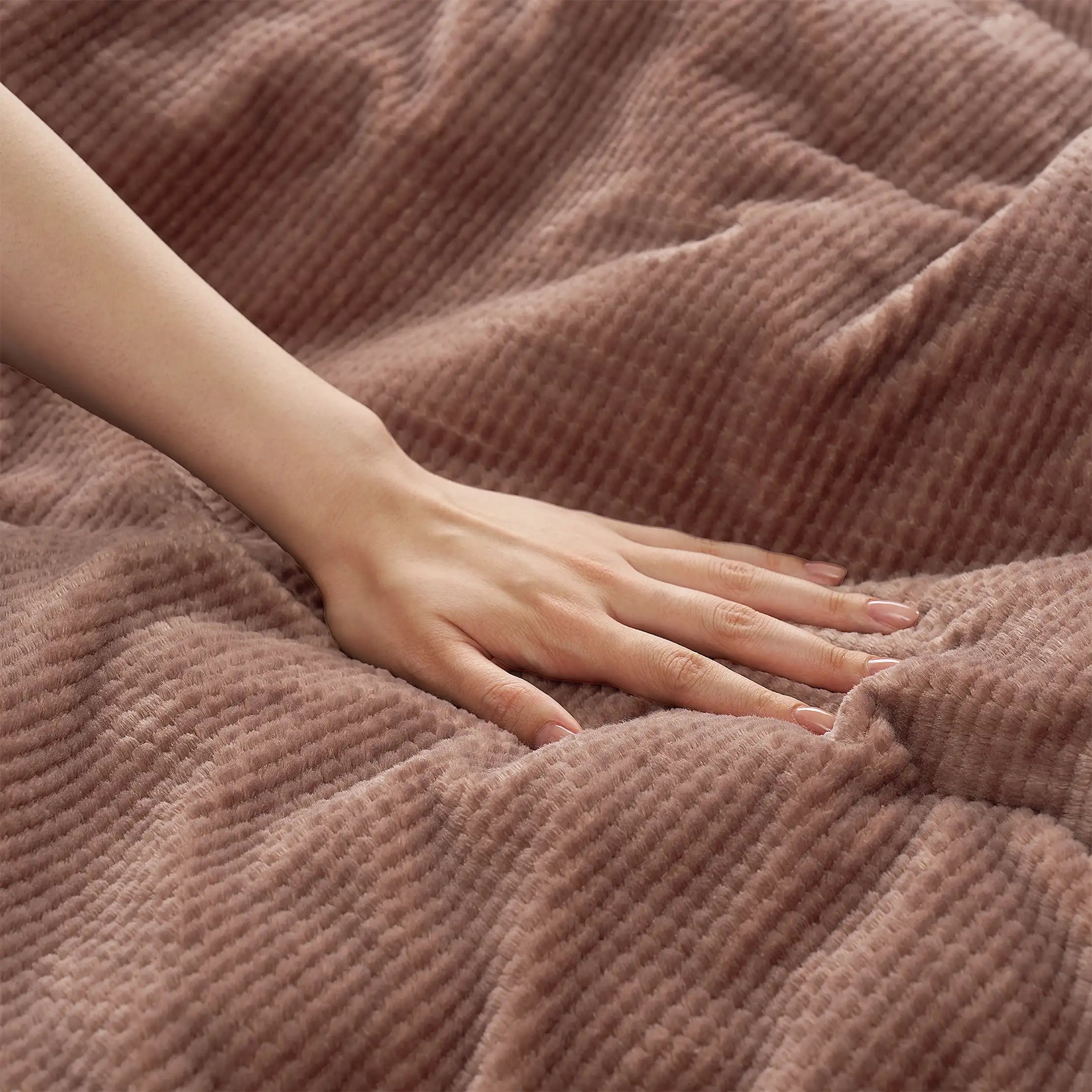 Home Brody Comforter Set T/TXL - ROSEWOOD